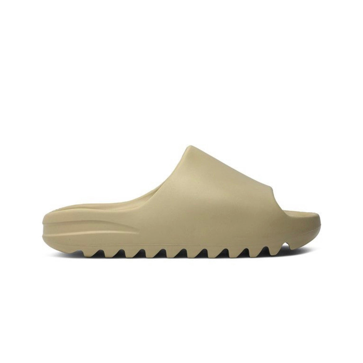 Yeezy Slides 'Desert Sand'